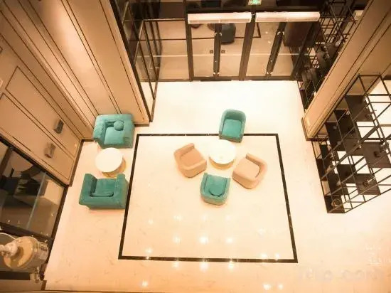 Xi'an Hotel (Weinan Bus Station)