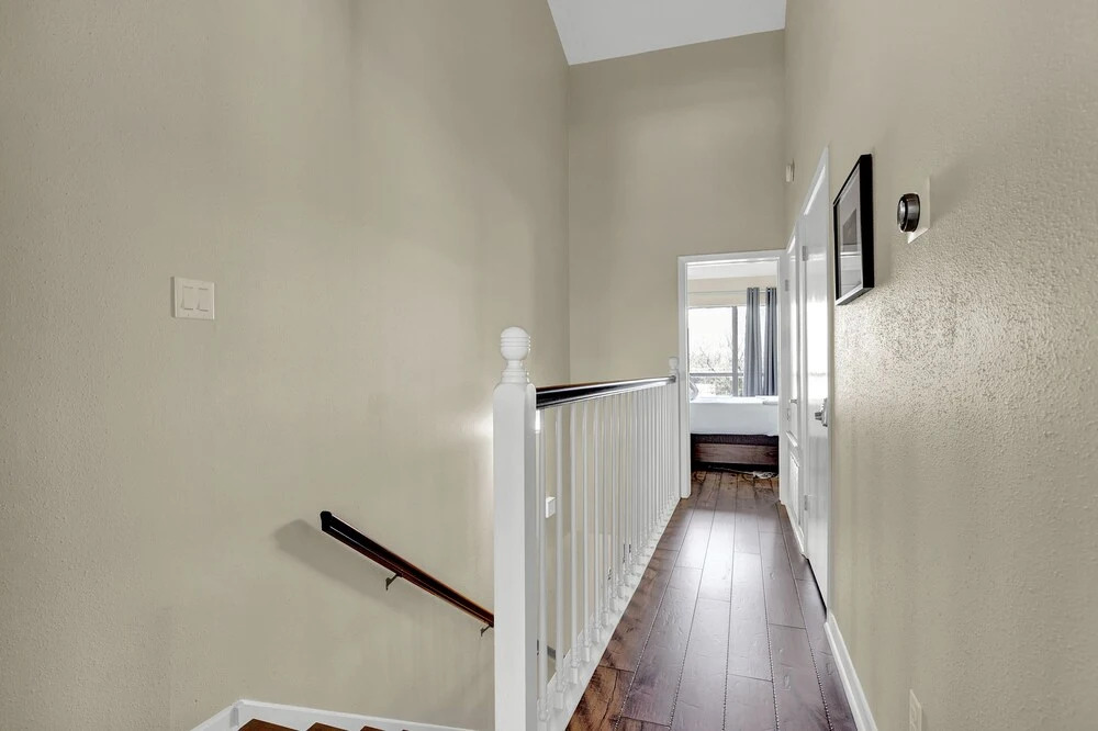 Luxury Riverfront Condo 1 BLK to Schlitterbahn!