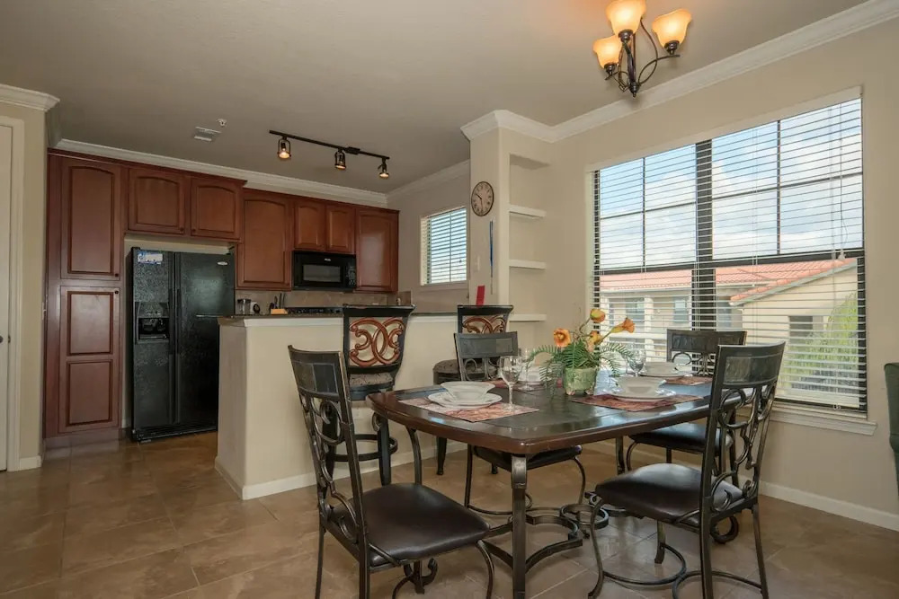 BP531CP Bella Piazza - Three Bedroom Condo