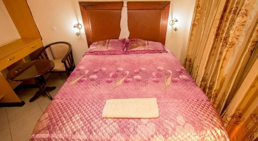 New Zonic Hotel
