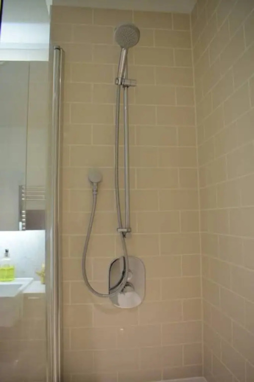 2 Bedroom Apartment Near Elephant And Castle