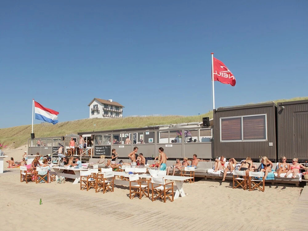 Sunny Holiday Home in Alkmaar on the Water