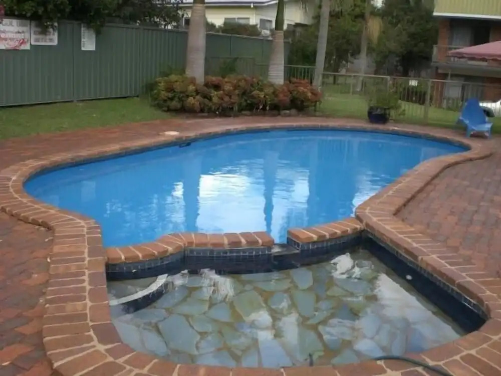 Whiteoaks Motel & Lodges