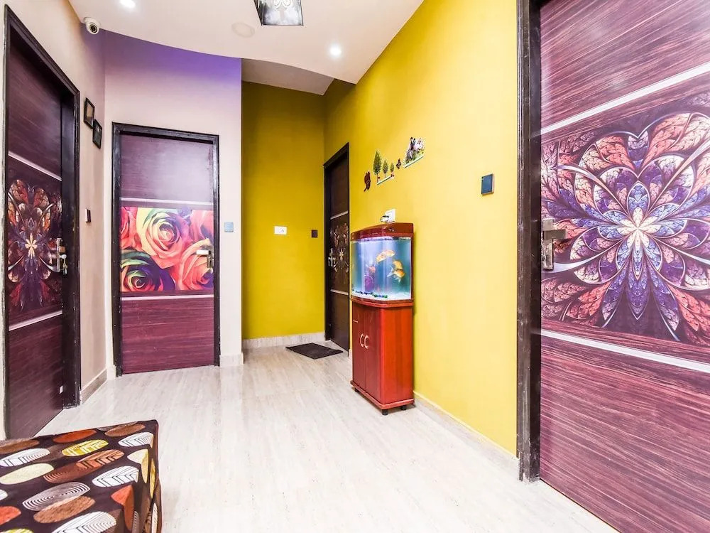 OYO 22691 Royale Park Inn