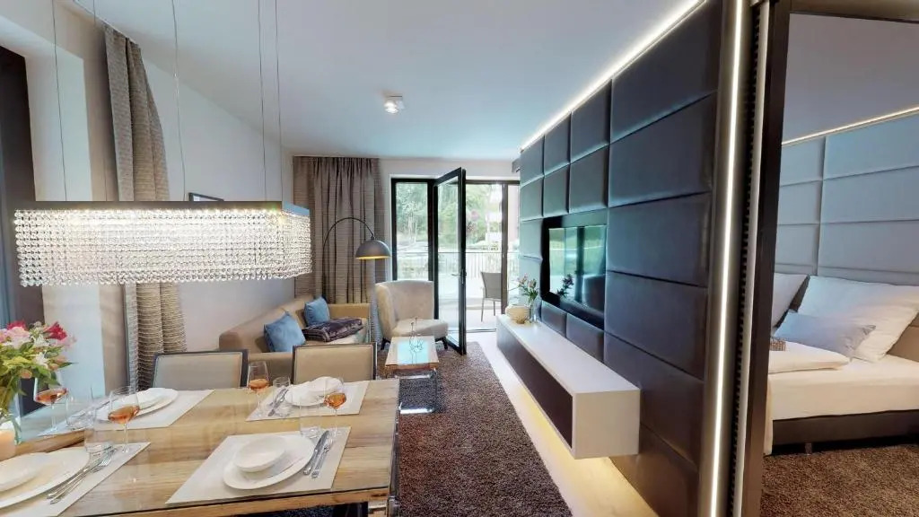 White Pearl Apartment 0.08