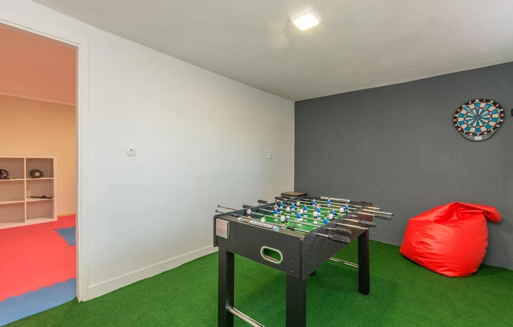 Beautiful Home in Zadar With 6 Bedrooms and Wifi