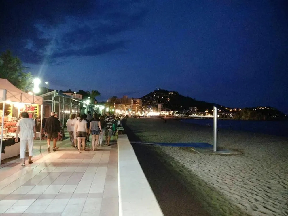 Apartment With 3 Bedrooms in Blanes, With Furnished Terrace and Wifi