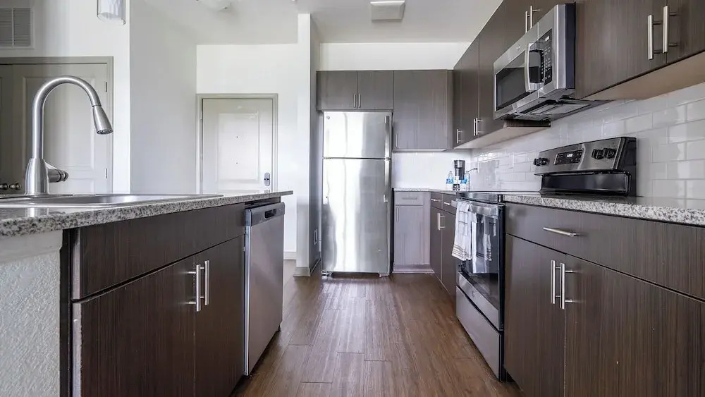 Landing Furnished Apartments - Charlotte Northlake