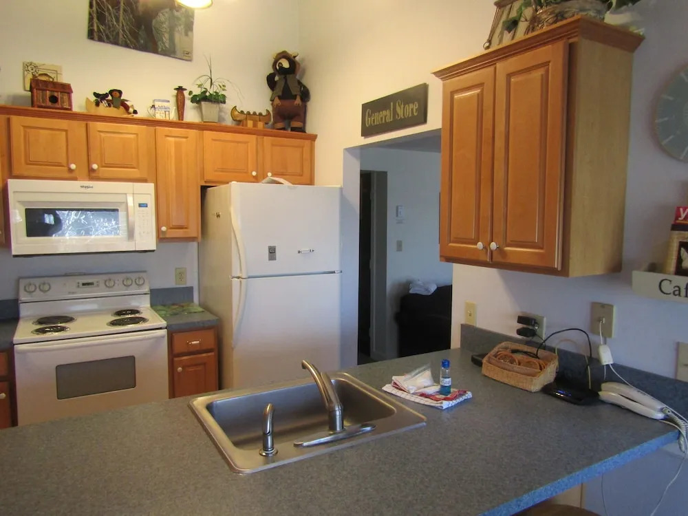 Briarcliff C11 3 Bedrooms 2 Bathrooms Condo