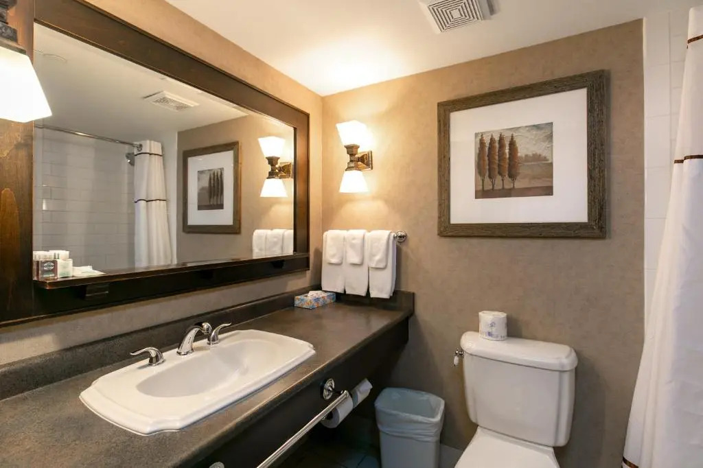 Blackcomb Lodge