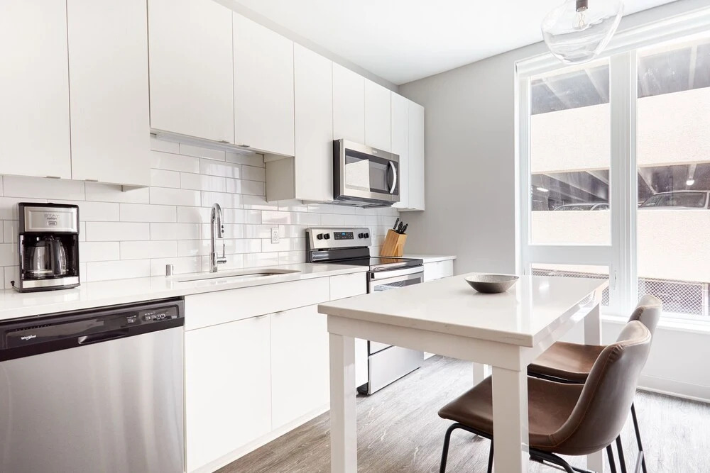 Sonder — Luna Apartments