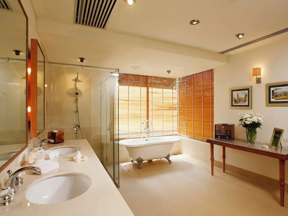 Baan Taley Rom