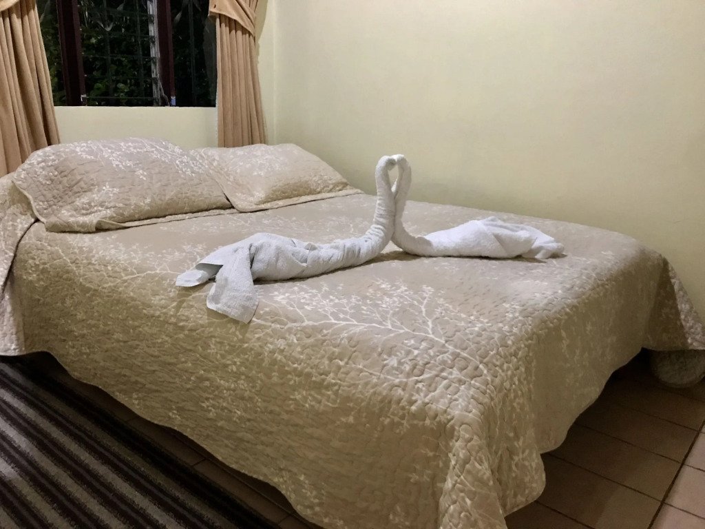 Cabinas El Pueblo B&B Monteverde