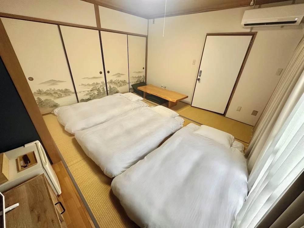 TRAVEL&BOOK HOTEL HULATONCABIN TAKAMATSU