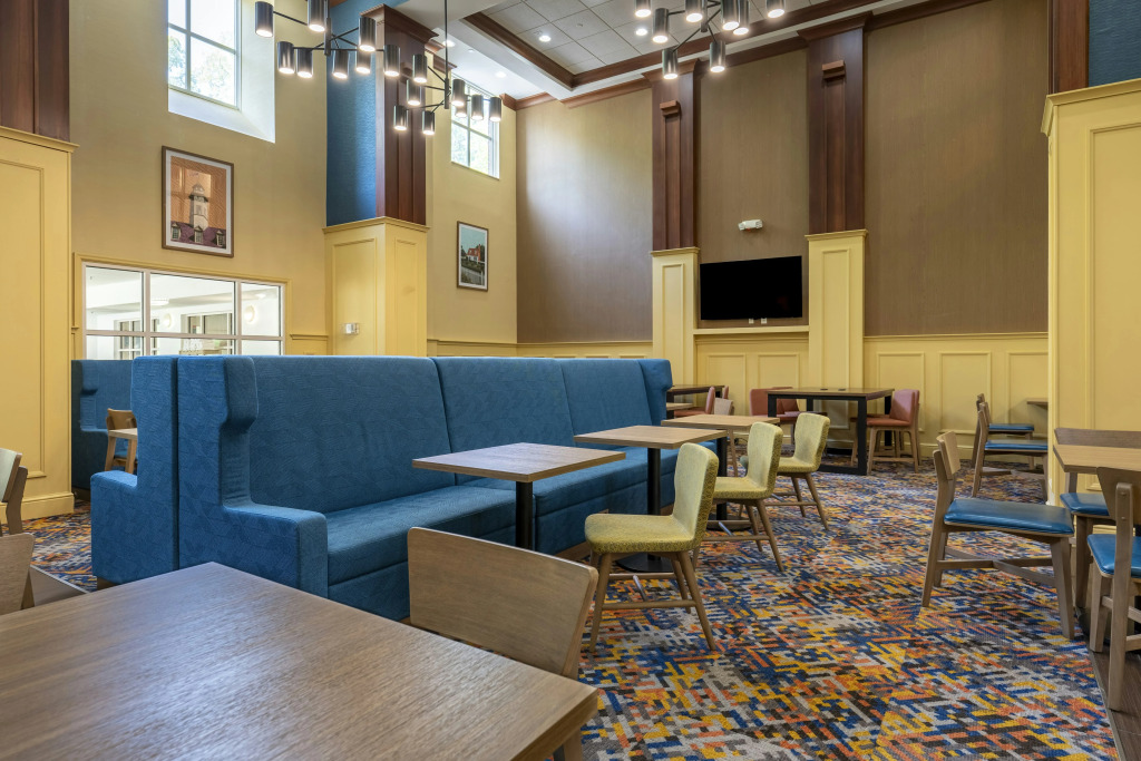 Hampton Inn & Suites Williamsburg Historic District