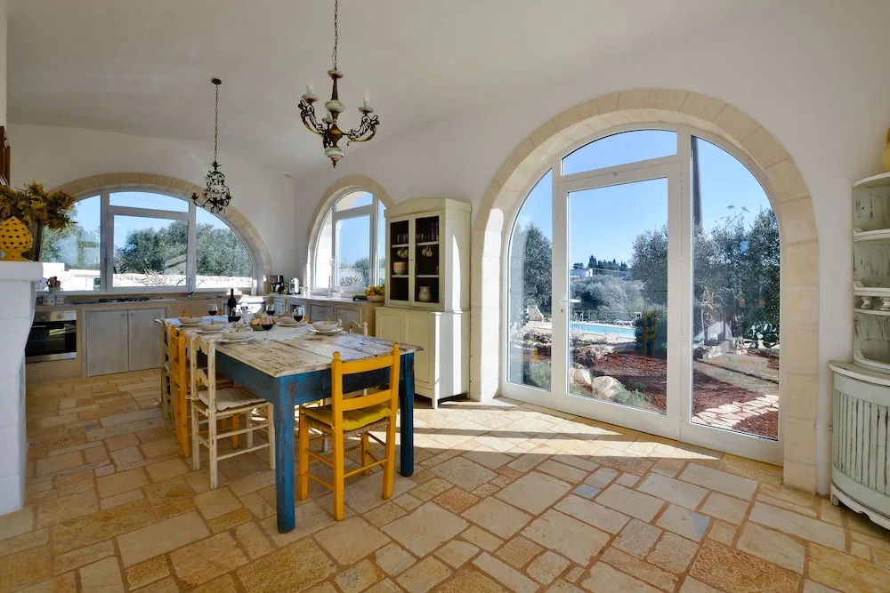 Villa Cristina by Raro Villas