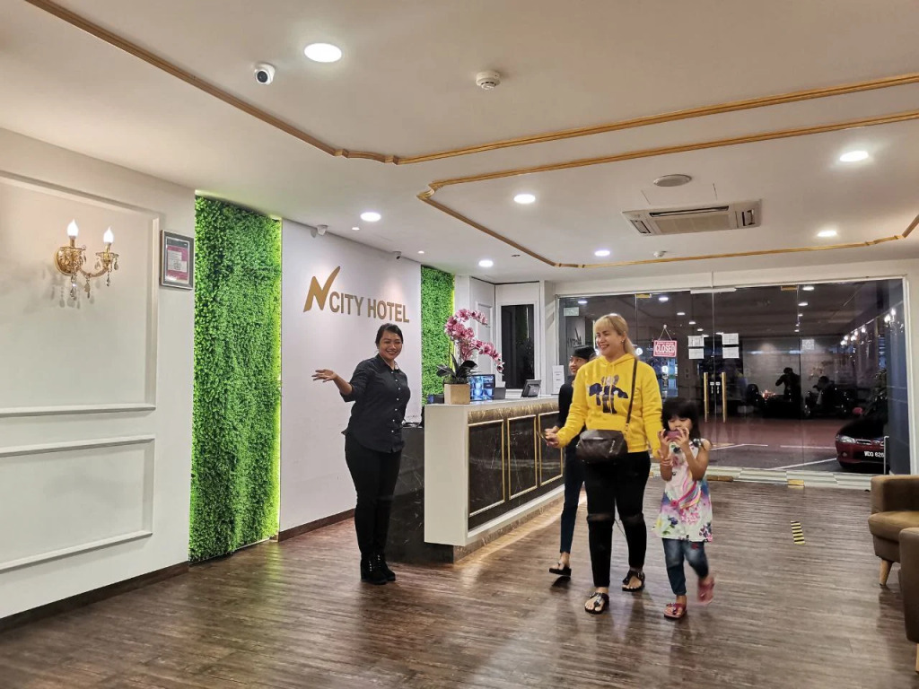 NORTH CITY HOTEL