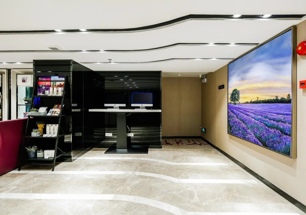 Lavande Hotel Guangzhou Baogang Avenue BrandBuy Mall