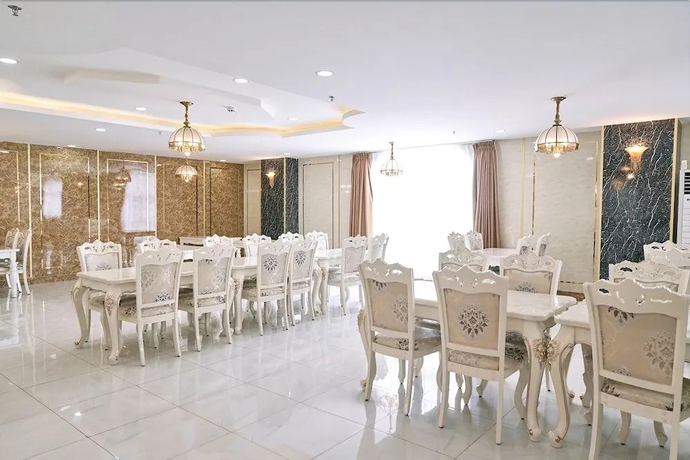 Top Hotel