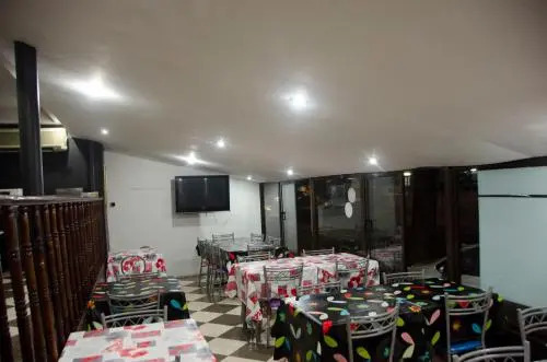 RESIDENCIAL Taka Taka