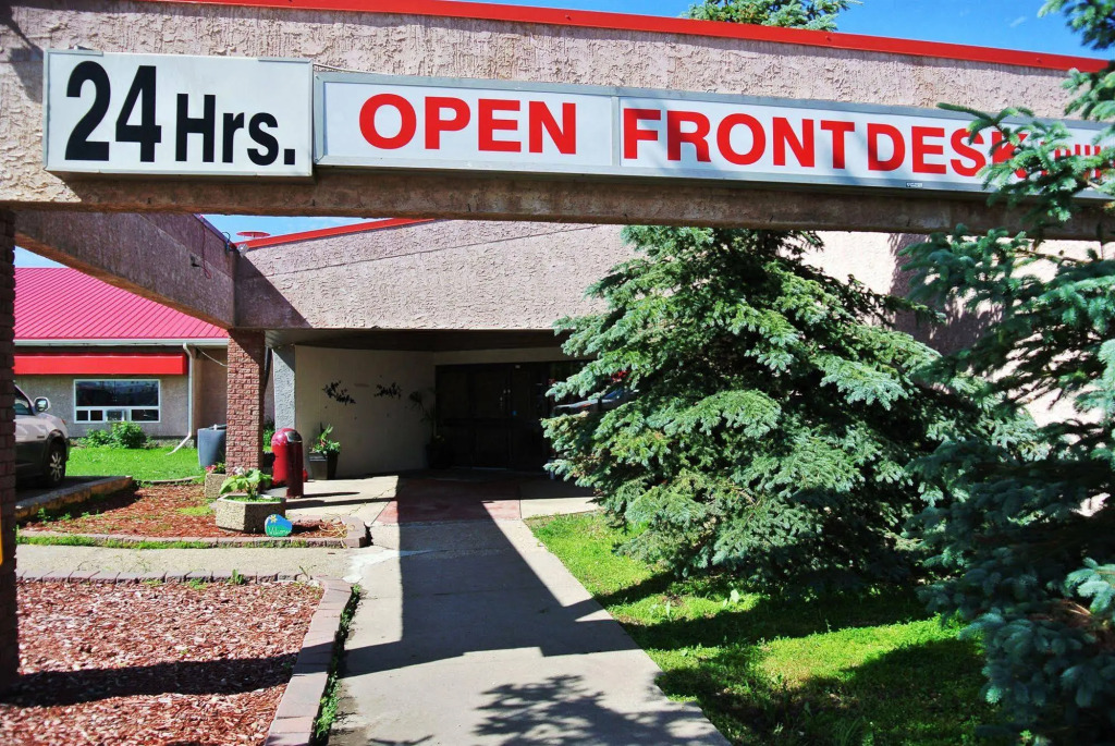 Vegreville Garden Inn