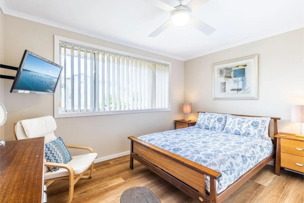 3 Fingal Court 2 Lentara Street