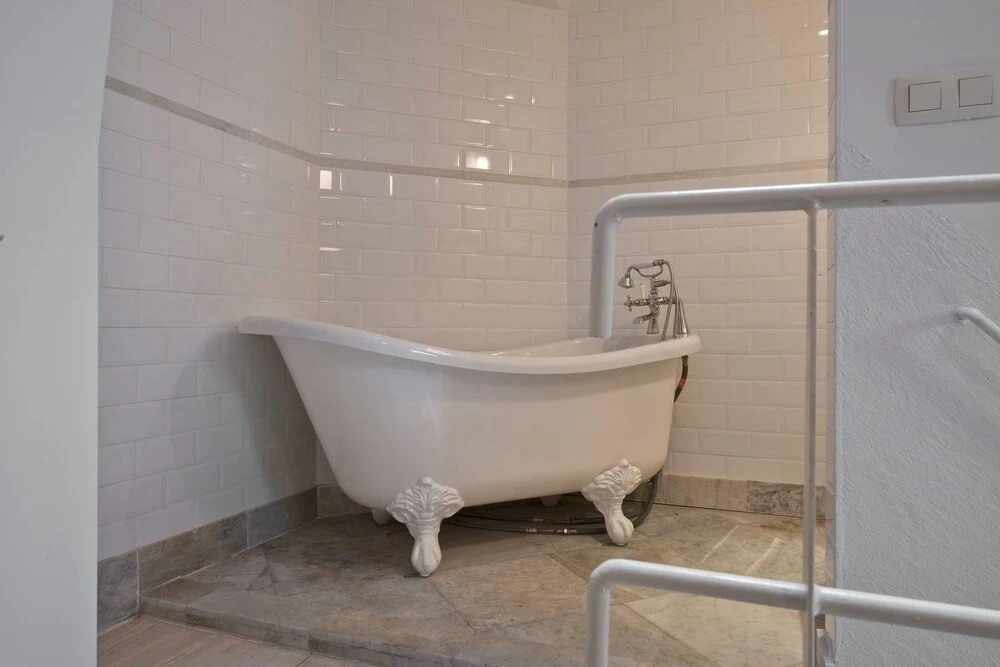 Saint Pauls Suite 5