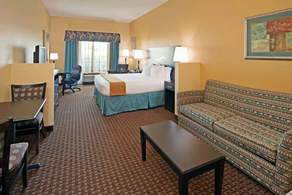 Holiday Inn Express Hotel & Suites Somerset Central by IHG