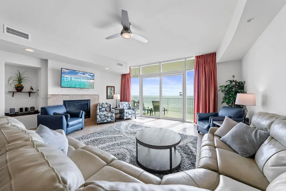 Turquoise Place 408C
