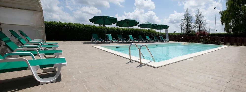 Lo Scoiattolo Piedmont Bike Hotel