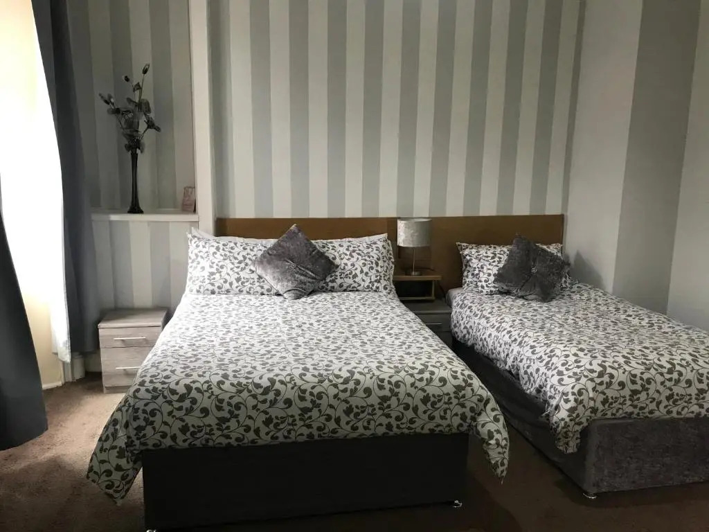 DunMoore Guesthouse