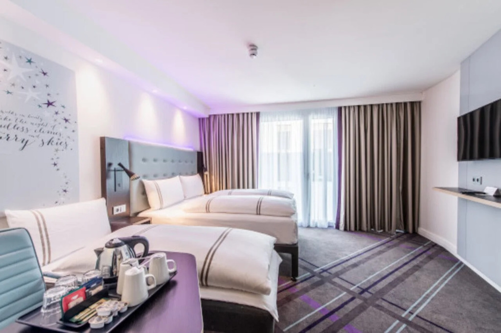 Premier Inn Stuttgart City Centre