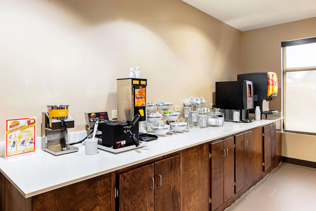 Comfort Inn & Suites Pine Bluff