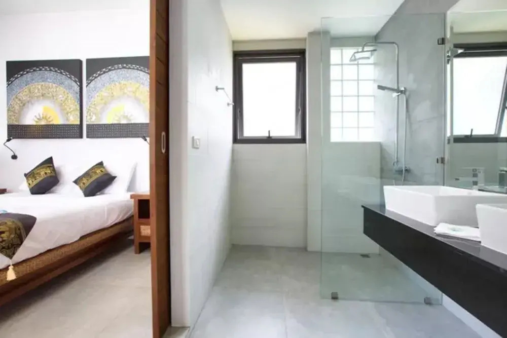 1 Bedroom Beautiful Beachfront Villa
