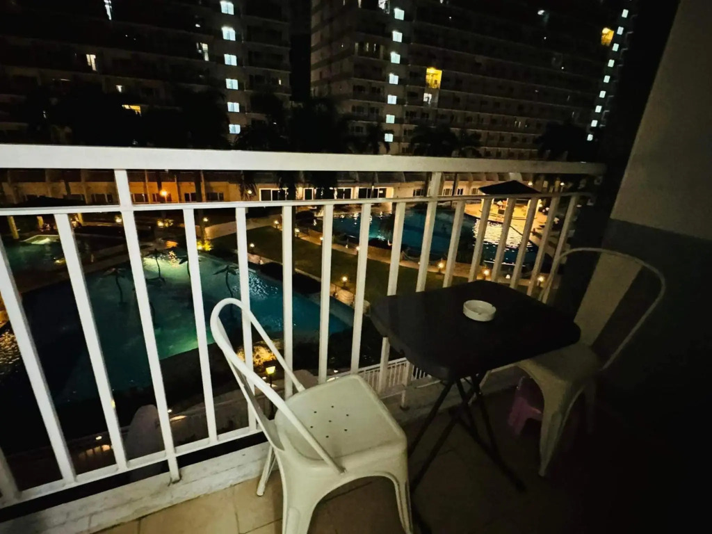 Shell Residence