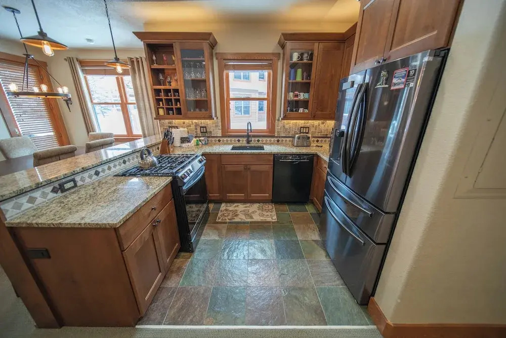 Red Hawk Townhomes 2333