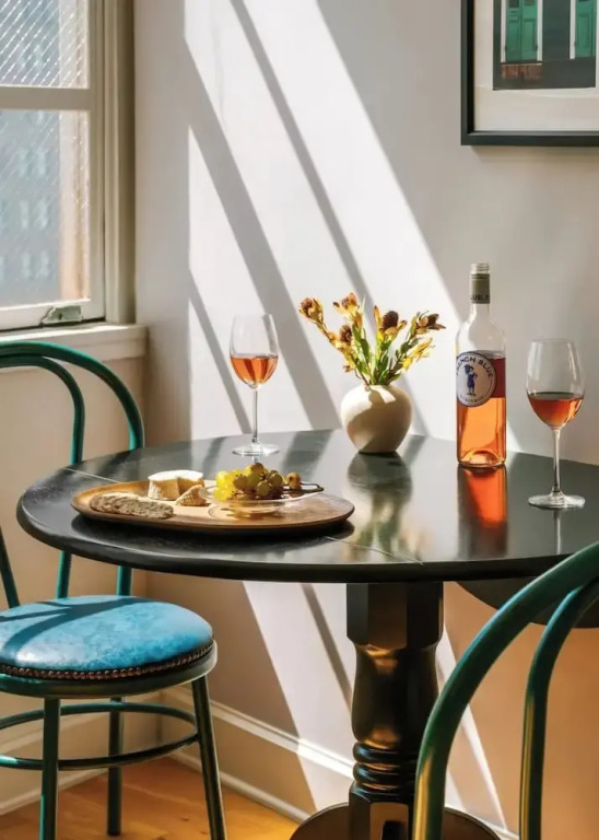 Stylish NOLA condos at 925 Common St