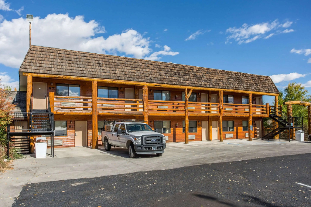 Rodeway Inn & Suites Pronghorn Lodge Lander