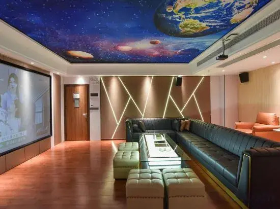 California Hotel