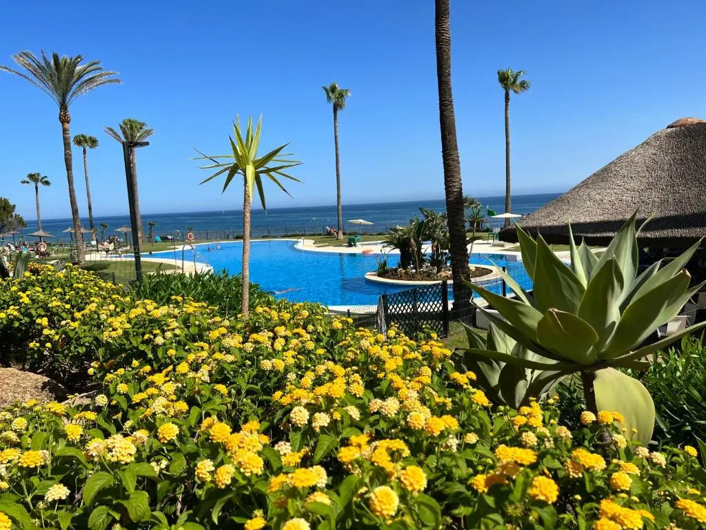 MI CAPRICHO 171 BEACHFRONT APARTMENT In The COSTA DEL SOL
