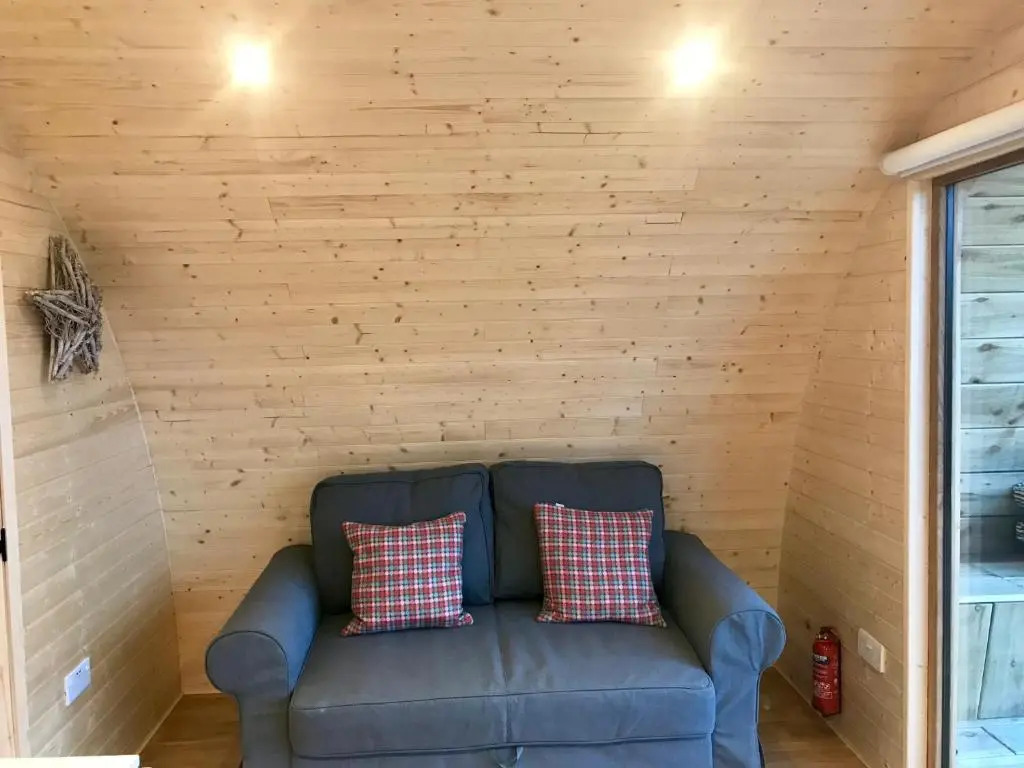 Sutor Coops The Nest with Hot Tub