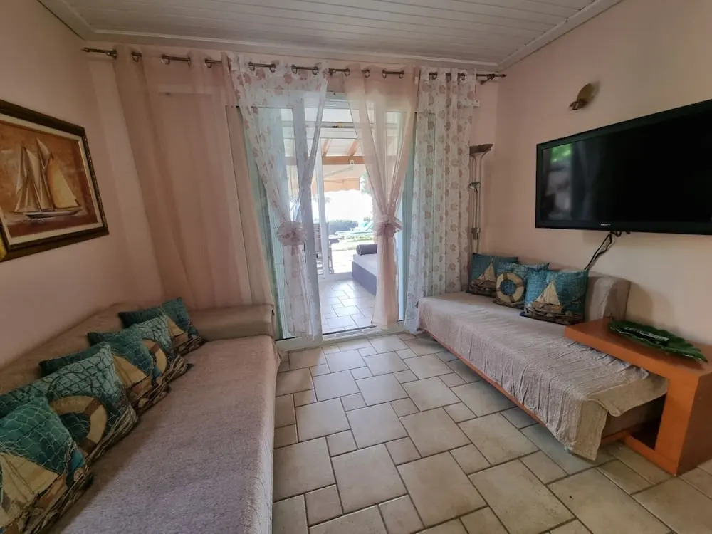 Corfu Glyfada Beach Apartment 13