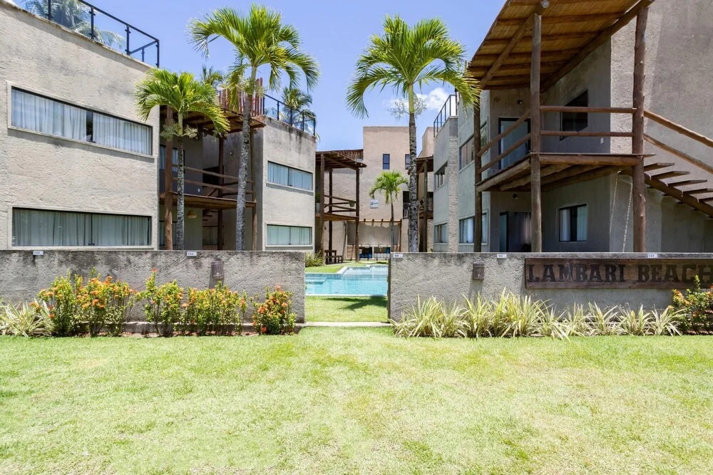 Casa com Piscina e Churrasqueira 5 min da Praia