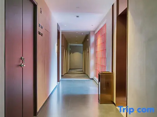 Moye · MOYE Light Luxury Private Hot Spring Villa (Jiuzhaigou Branch)