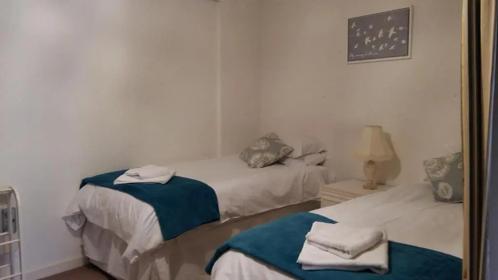 Clarence Road Apartment