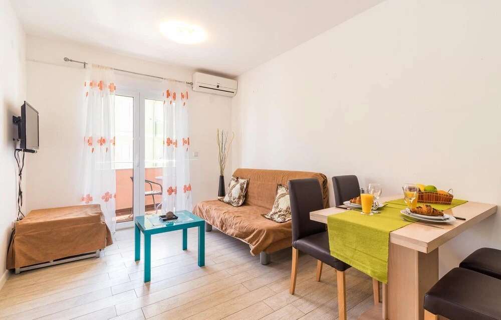 Awesome Home in Premantura With Wifi and 2 Bedrooms
