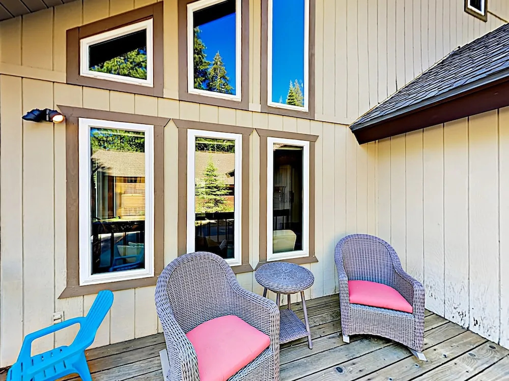 Schweizerhaus Vacation Home 4 Bedroom