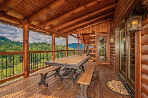 Roaring Fork Lodge