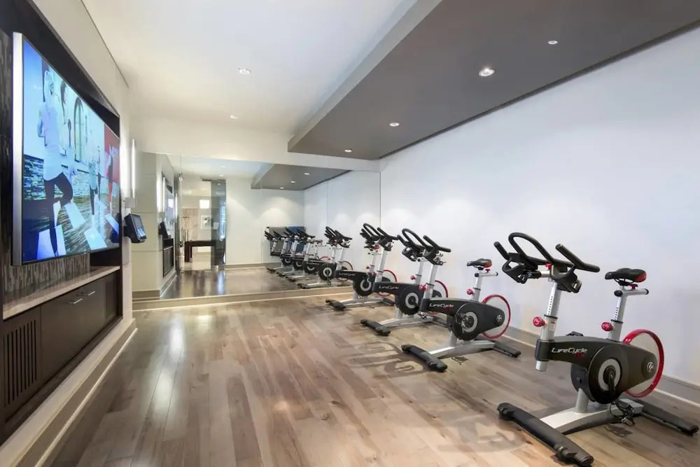 Global Luxury Suites at Seaport