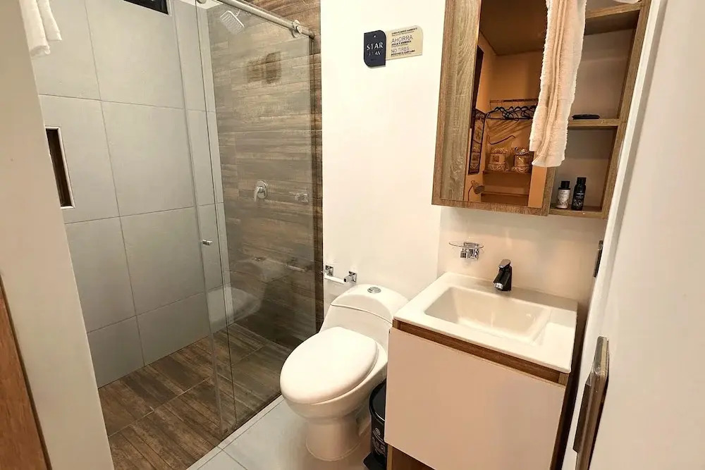 Star AV 37 HOTEL